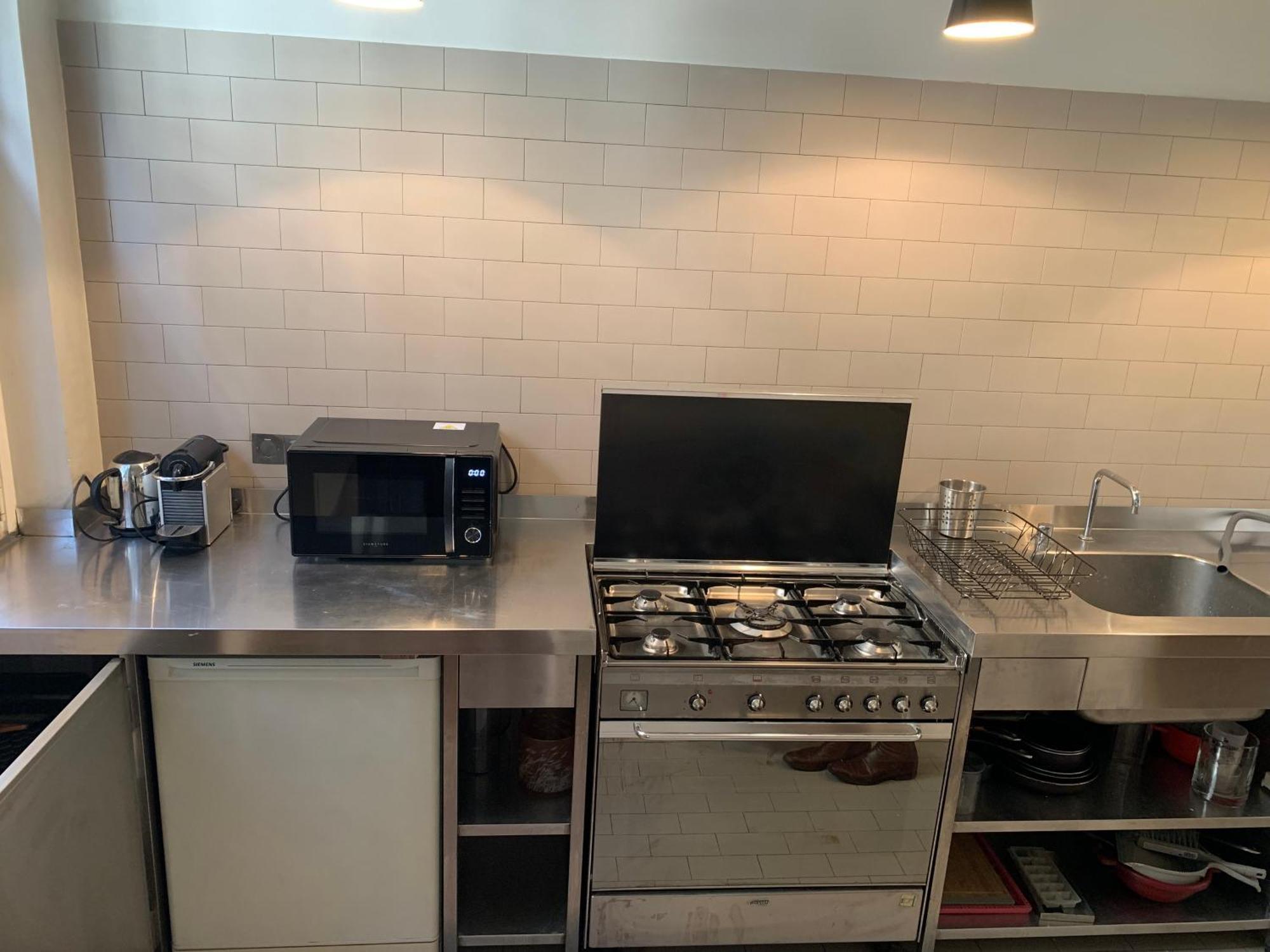 Loft Montmartre Au Pieds Des Vignes Apartment Париж Екстериор снимка
